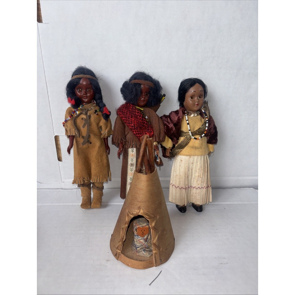 VINTAGE ANTIQUE NATIVE AMERICAN INDIAN SLEEPY EYE DOLL TOYS Set Of 4‎